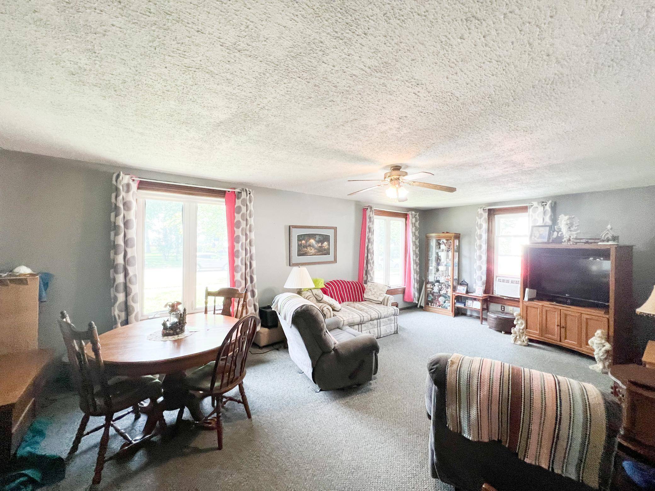 Worthington, MN 56187,505 Lake AVE