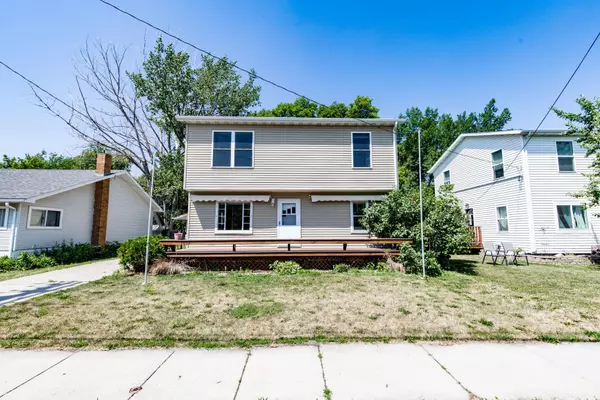 Moorhead, MN 56560,1019 11th ST N