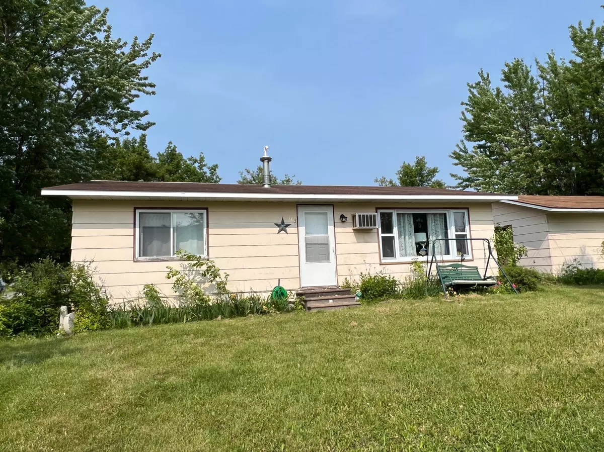 Roseau, MN 56751,103 9th AVE NE