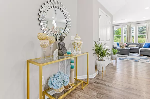 Plymouth, MN 55446,18352 60th AVE N