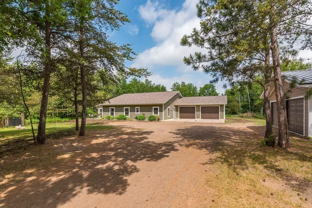 Brainerd, MN 56401,8736 County Road 123