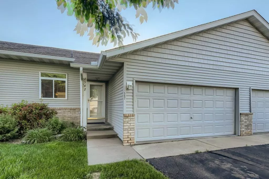 Shakopee, MN 55379,1562 Dublin CT