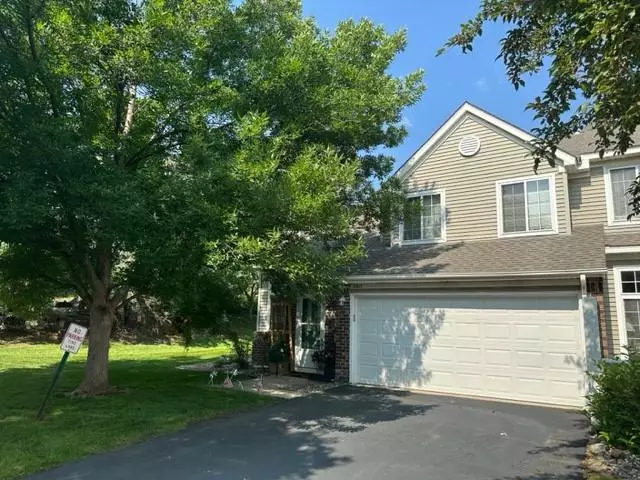 8817 Branson DR #62, Inver Grove Heights, MN 55076