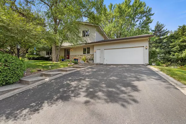 13212 Fremont AVE S, Burnsville, MN 55337