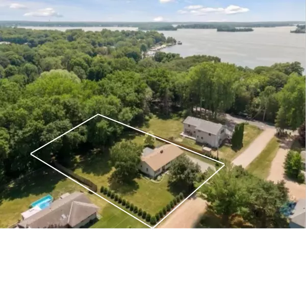 Orono, MN 55391,2476 Dunwoody AVE