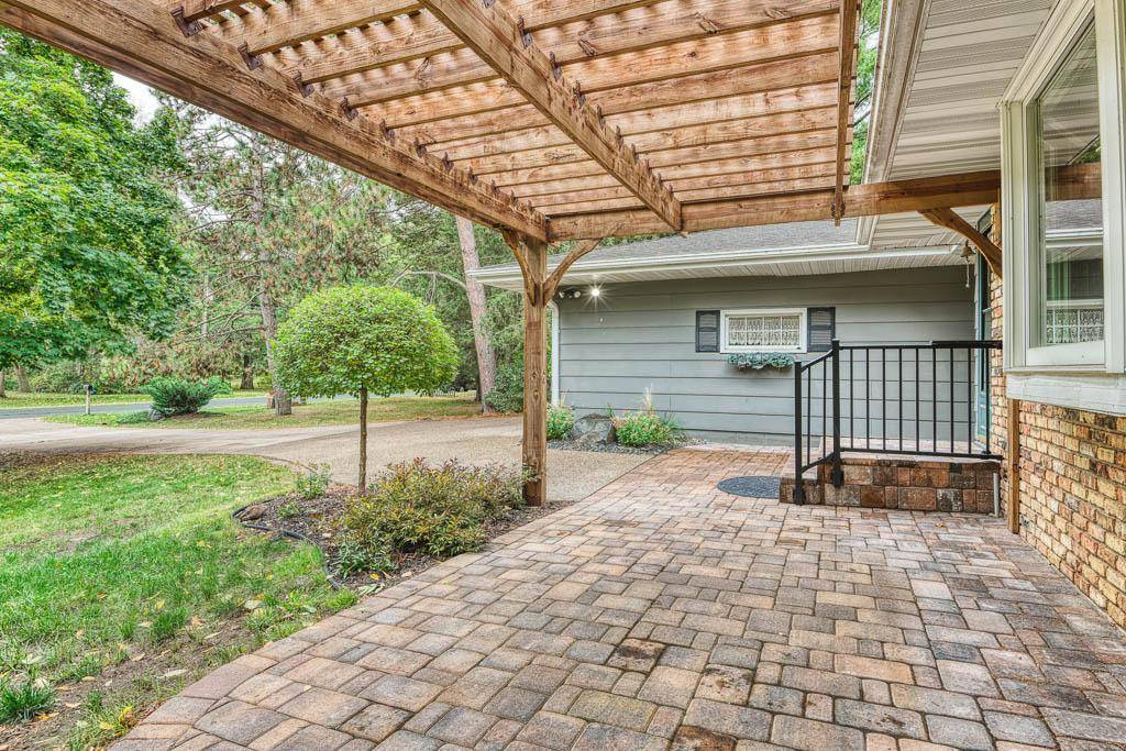 White Bear Lake, MN 55110,4826 126th ST N