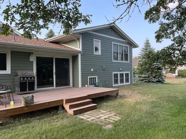 Lino Lakes, MN 55014,670 Arlo LN