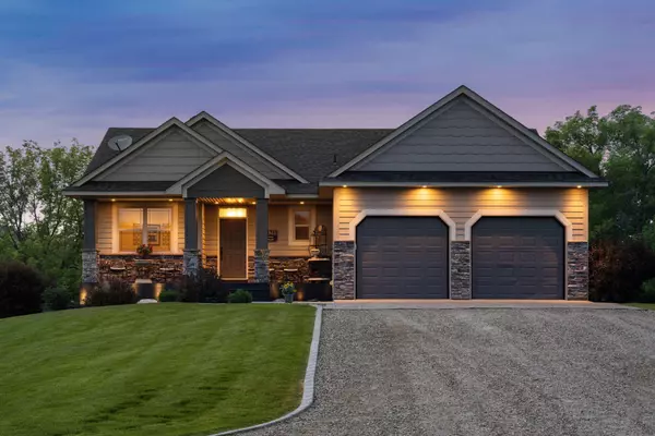 302 90th ST NE, Monticello, MN 55362