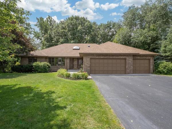 4045 Goldenrod LN N,  Plymouth,  MN 55441