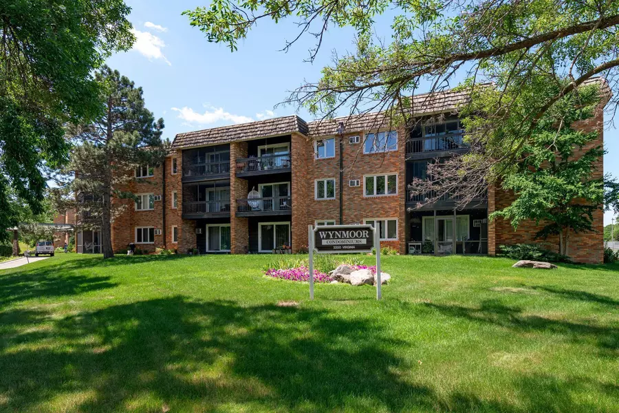 3200 Virginia AVE S #308, Saint Louis Park, MN 55426