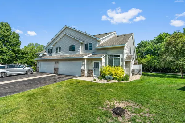 Prior Lake, MN 55372,5410 Fawn Meadow Curve SE