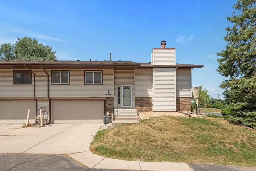 4531 Churchill ST, Shoreview, MN 55126