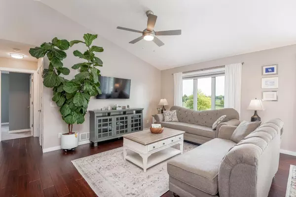 Mankato, MN 56001,125 Pebble Creek DR