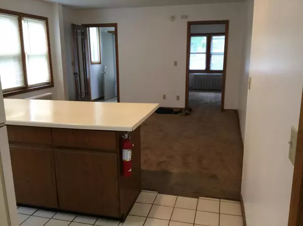 Saint Paul, MN 55130,396/398 Lawson AVE E