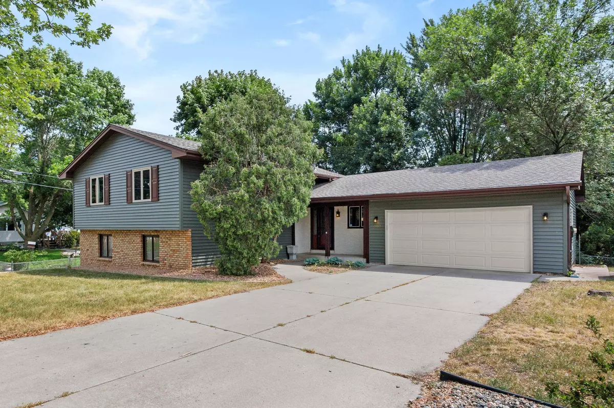 New Brighton, MN 55112,2079 Erin CT