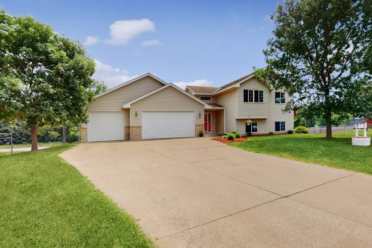 North Branch, MN 55056,7272 377th CIR