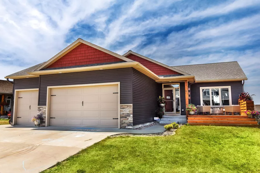 437 15th AVE NE, Byron, MN 55920