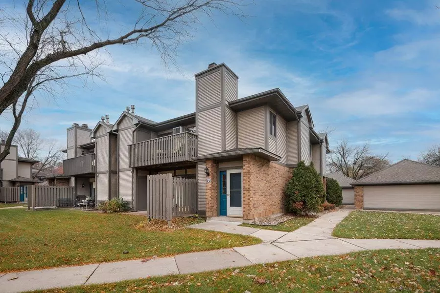 435 Shelard Pkwy #201, Saint Louis Park, MN 55426