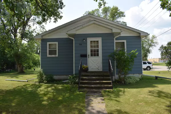 301 Knight AVE S, Thief River Falls, MN 56701