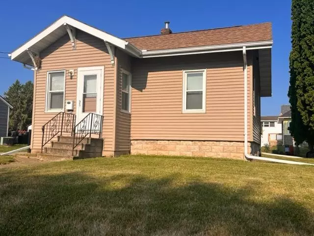 Caledonia, MN 55921,406 S Winnebago ST