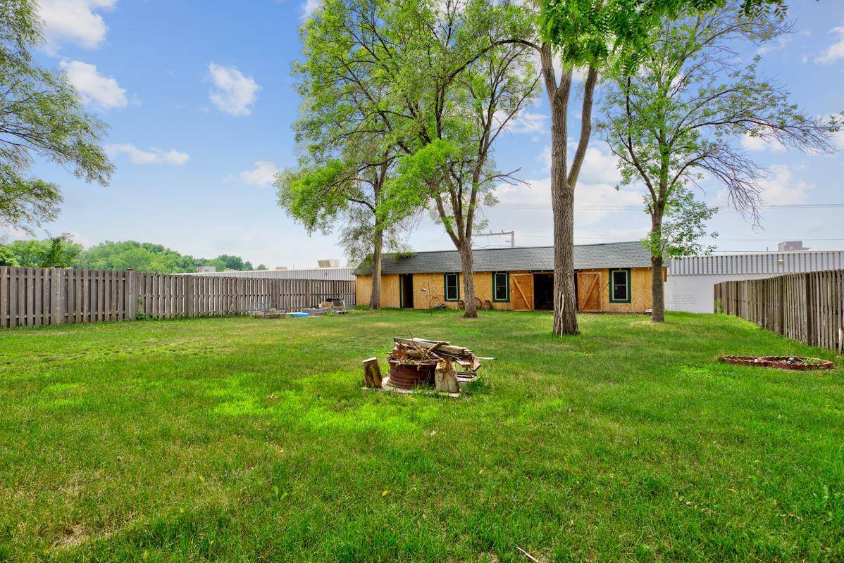 Faribault, MN 55021,44 Prairie AVE SW