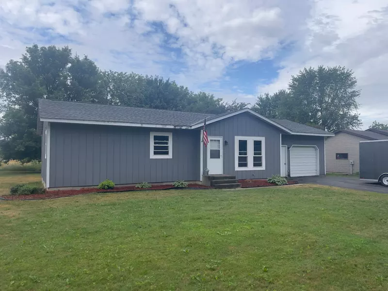 506 Saratoga AVE, Osceola Twp, WI 54020