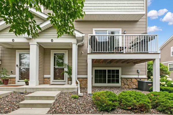 Chanhassen, MN 55317,9560 Madison DR #4