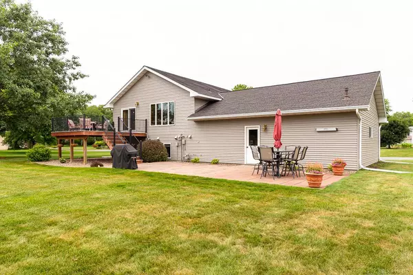 Woodville, WI 54028,202 Hickory DR