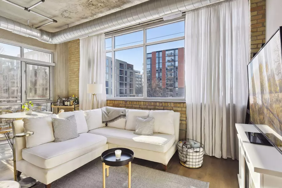 748 3rd ST N #200, Minneapolis, MN 55401