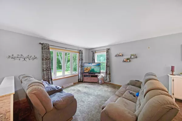 Saint Croix Falls, WI 54024,716 S Jefferson ST