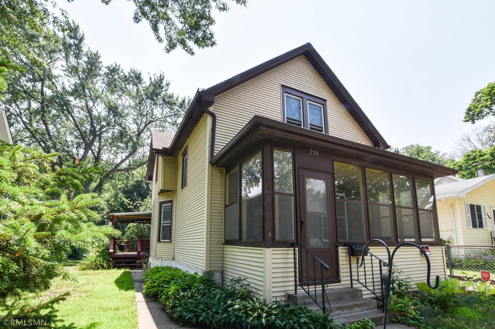 284 Morton ST E, Saint Paul, MN 55107