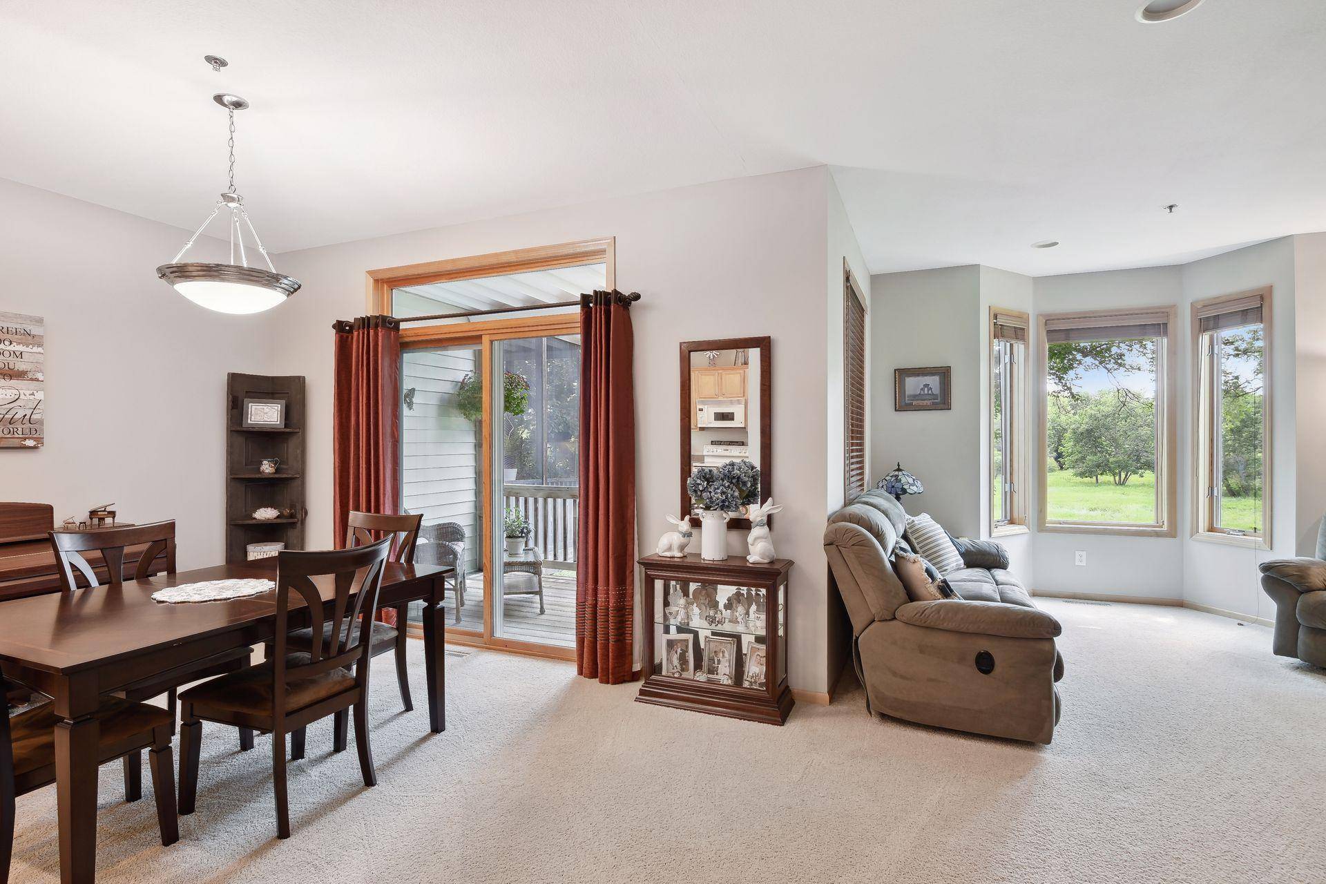 Minnetonka, MN 55345,17721 Southridge CT