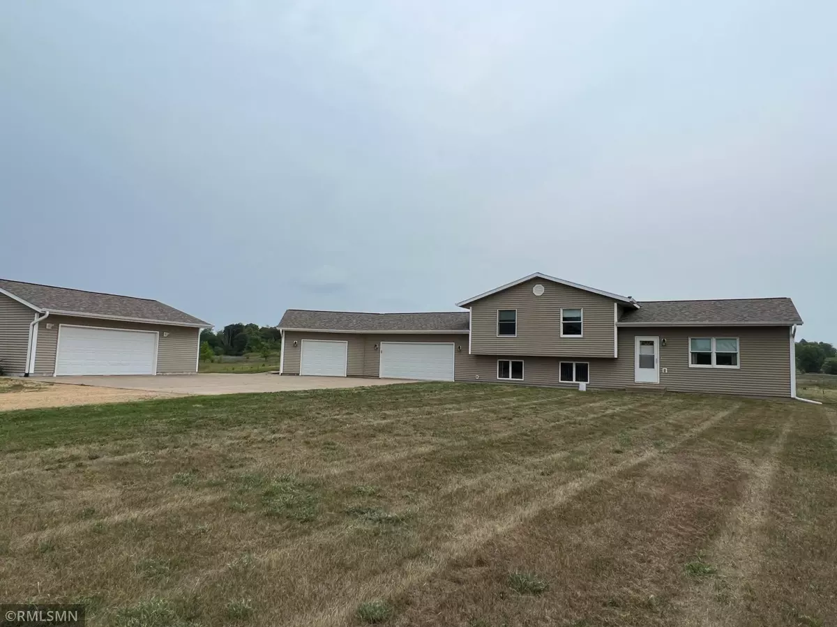 East Farmington, WI 54020,26 State Road 35