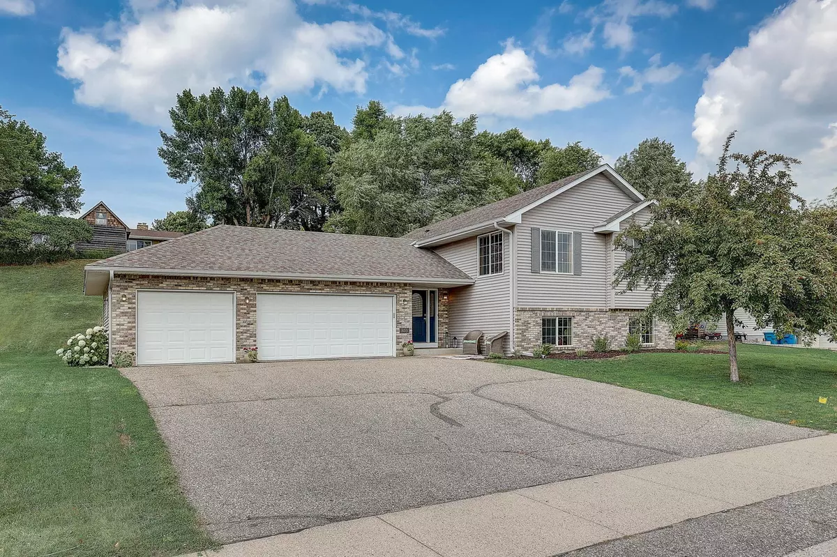 Buffalo, MN 55313,803 Natalie DR