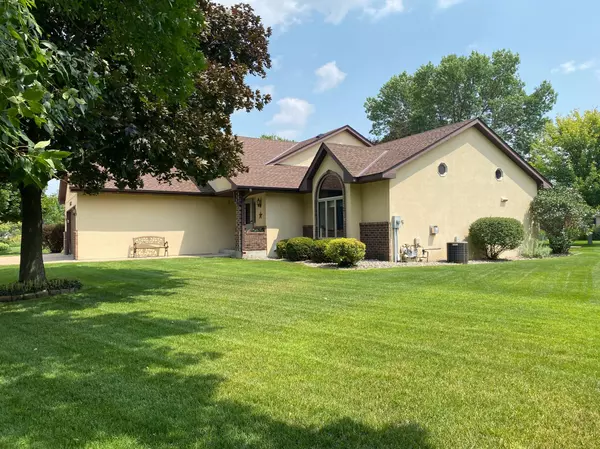 Shakopee, MN 55379,1206 Prairie LN
