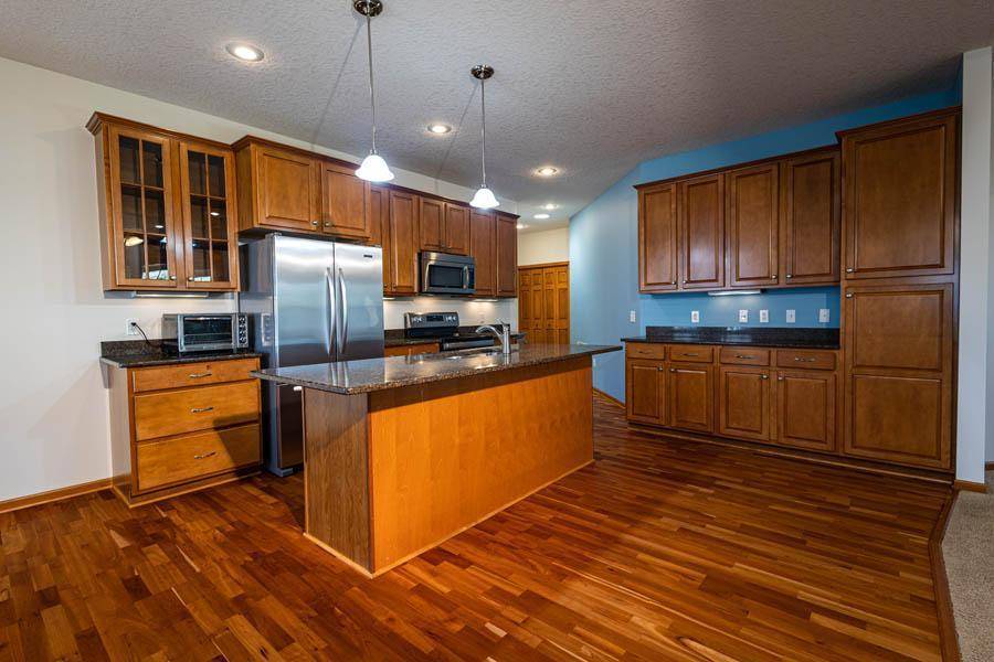Delano, MN 55328,254 Kings Pointe DR