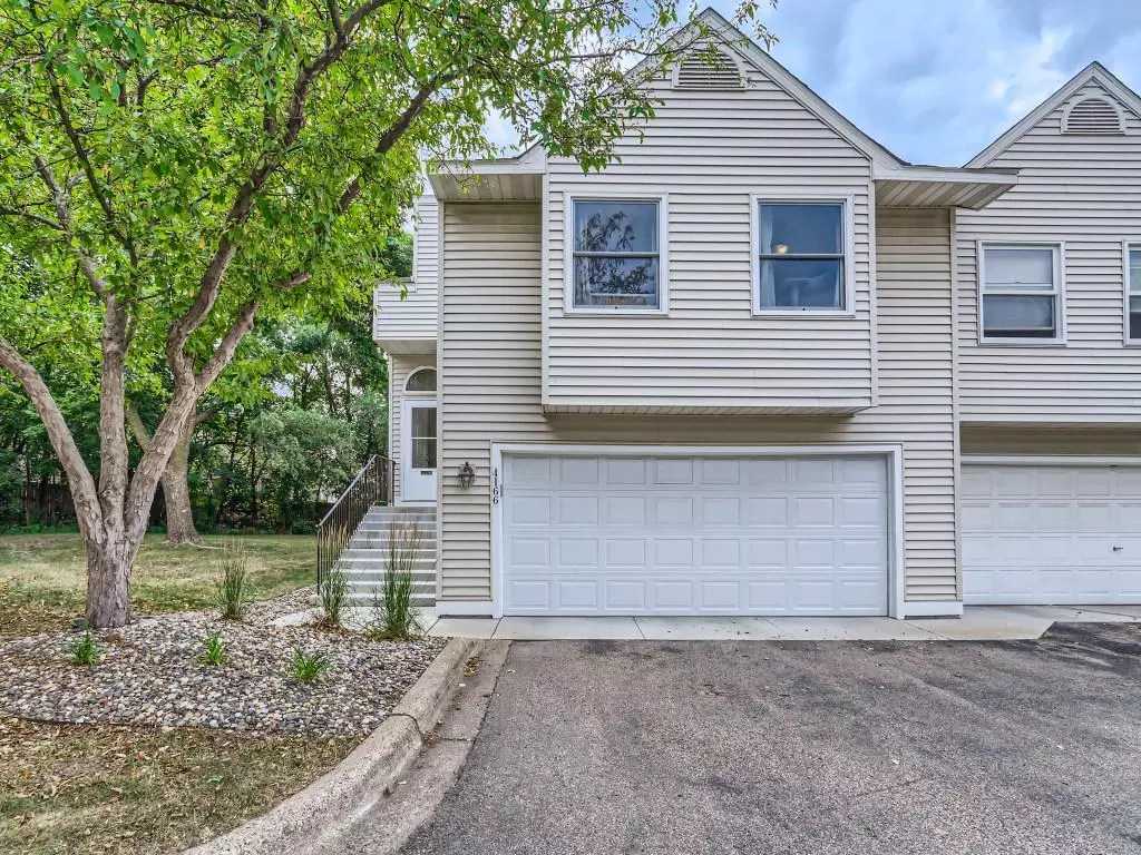 Eagan, MN 55122,4166 Meadowlark WAY