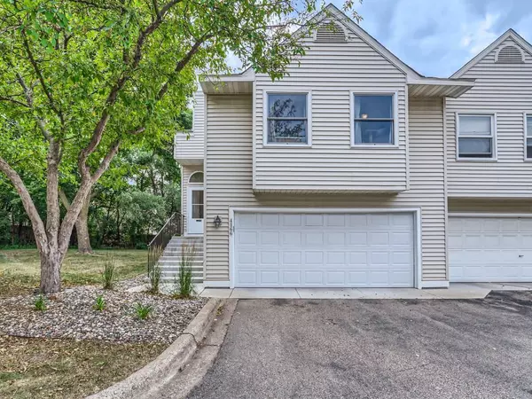 4166 Meadowlark WAY, Eagan, MN 55122