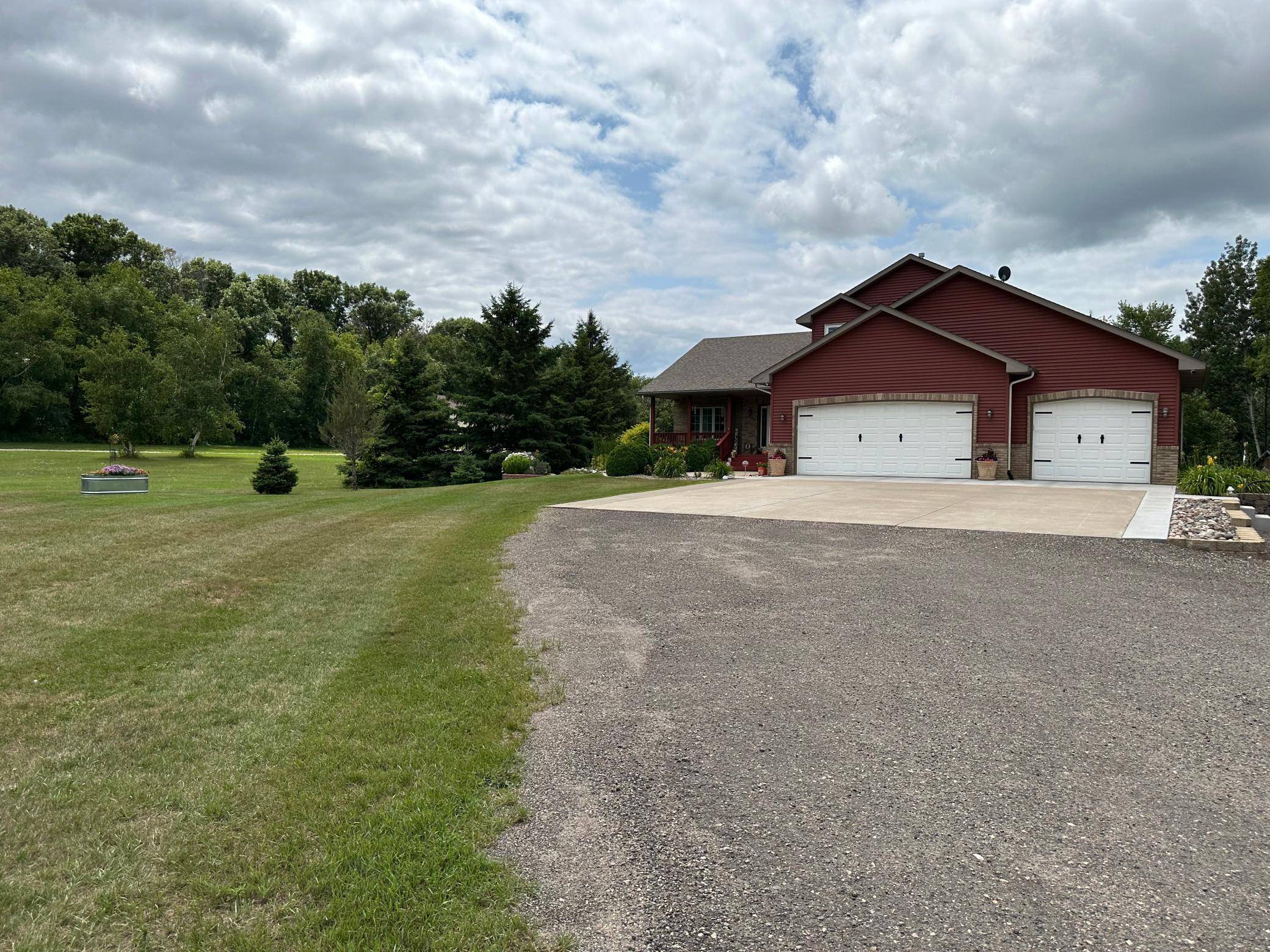 Zimmerman, MN 55398,27918 121st ST NW