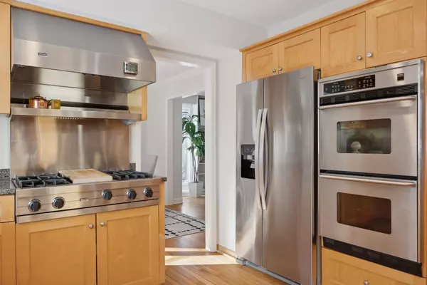 Minnetonka, MN 55391,16201 Adeline LN