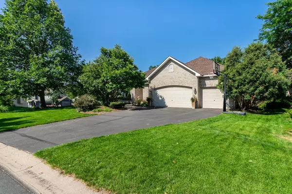 Eagan, MN 55122,1418 Kingswood Ponds RD
