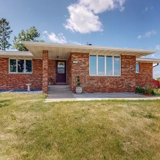 Bellechester, MN 55027,311 1st ST