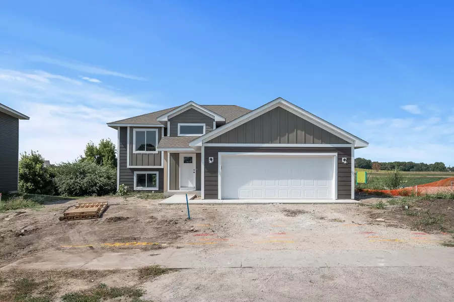 444 Terning WAY, Howard Lake, MN 55349