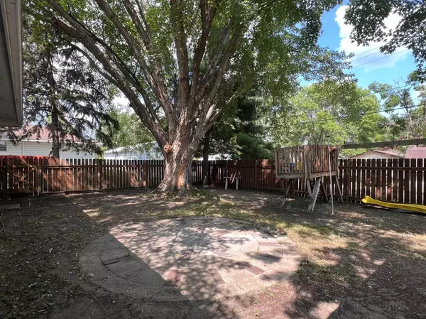 Staples, MN 56479,720 4th ST NE