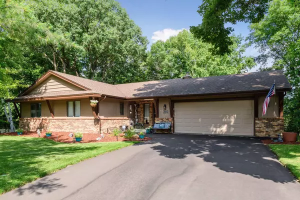 Eden Prairie, MN 55346,14820 Ironwood CT