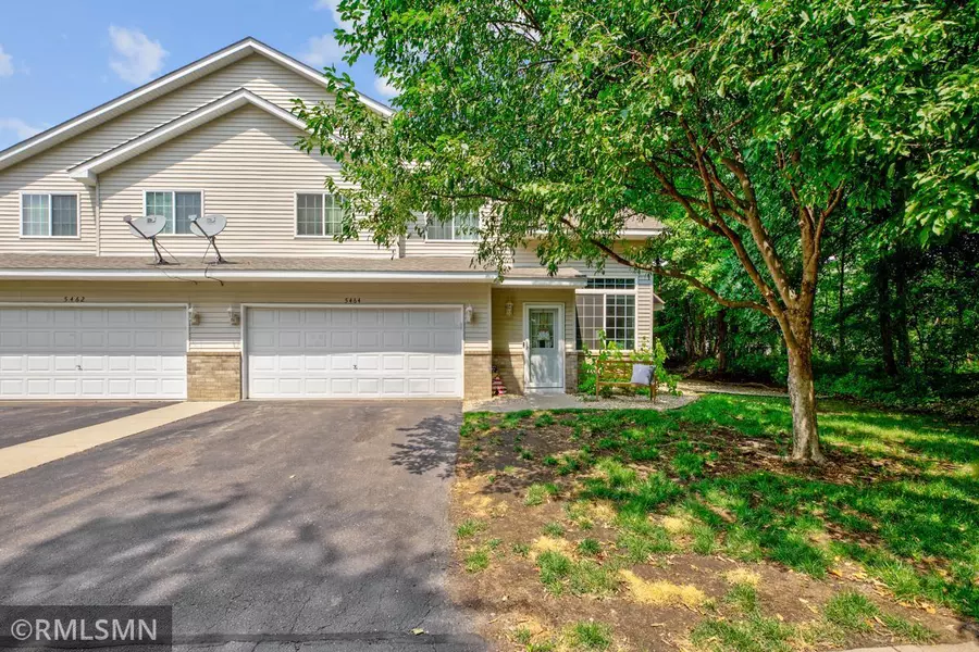 5464 Fawn Meadow Curve SE, Prior Lake, MN 55372