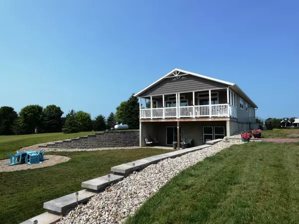 Slayton, MN 56172,7 Pheasant DR