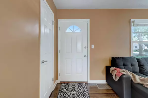 Minneapolis, MN 55417,5824 45th AVE S