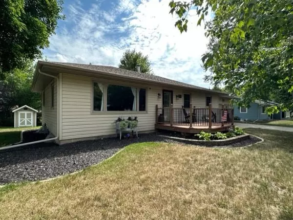 Windom, MN 56101,845 20th ST