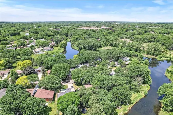 3341 Decatur LN,  Saint Louis Park,  MN 55426
